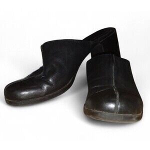 Women's Clarks Size 8M Mules Clogs Black Leather Shoes Pre-owned